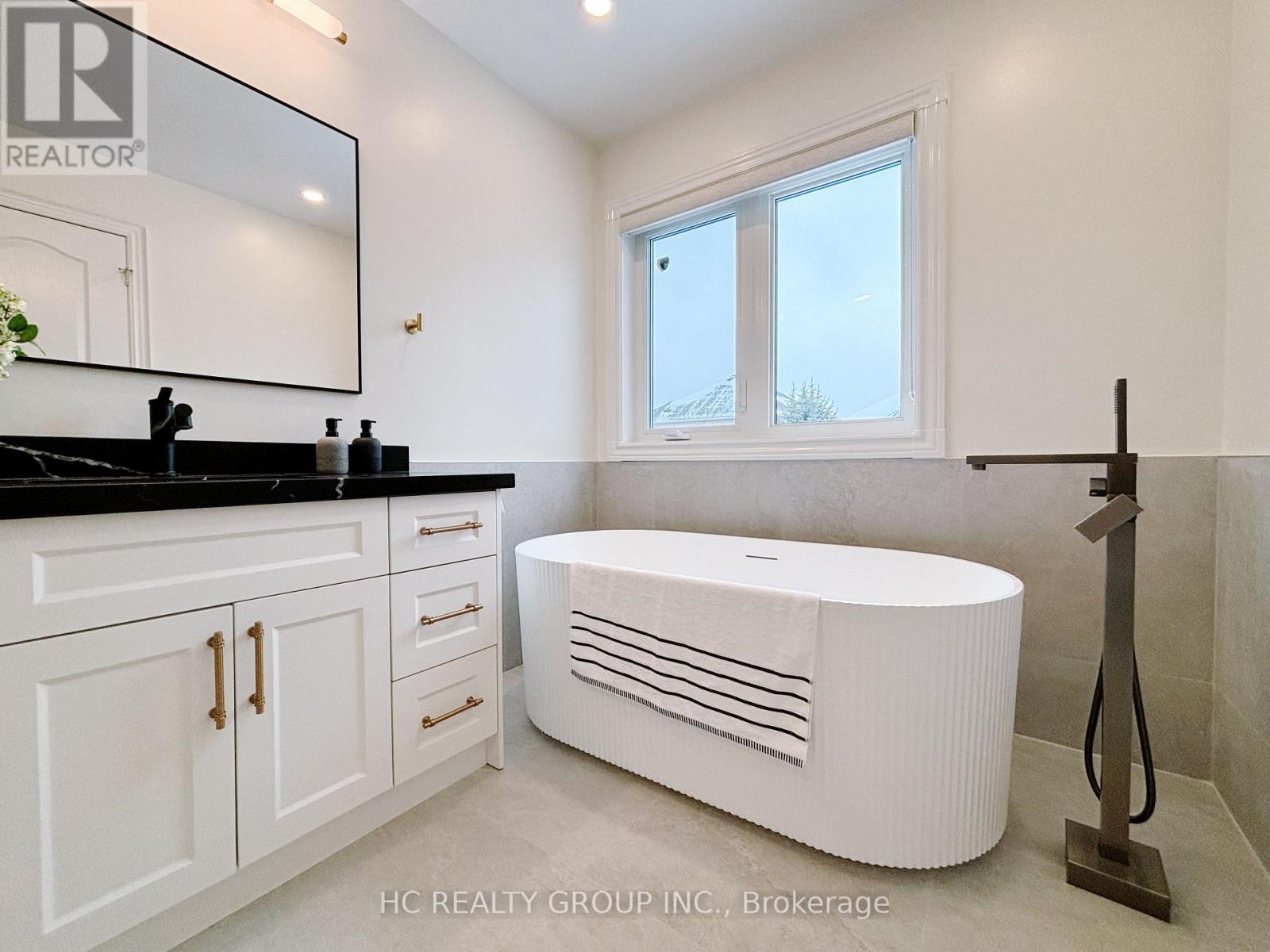 43 Sedgeway Heights, Vaughan, Ontario  L4H 3A9 - Photo 29 - N12856558