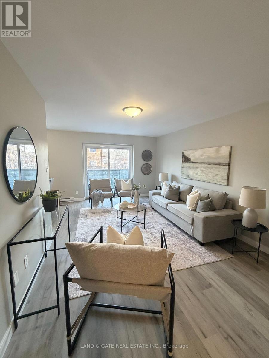 111 - 330 GIBB STREET, oshawa (vanier), Ontario