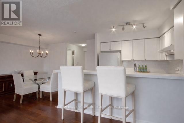 301 - 2545 Erin Centre Boulevard, Mississauga, Ontario  L5M 6Z9 - Photo 11 - W12852300