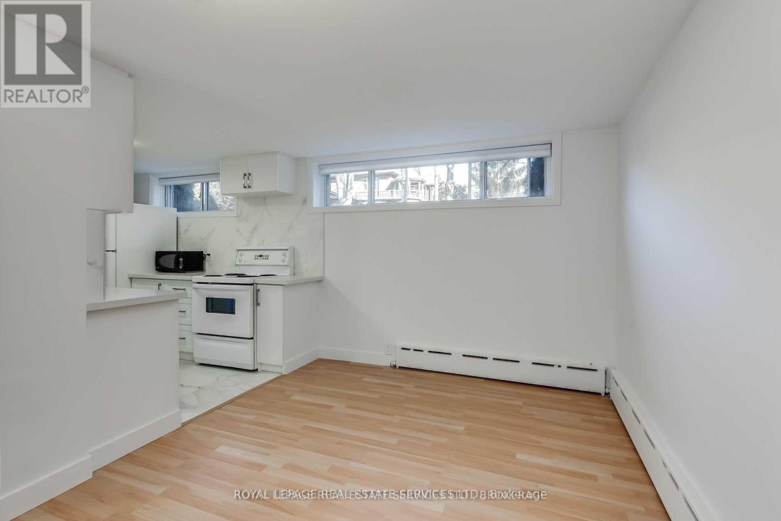 Bsmt - 48 Indian Road Crescent, Toronto (High Park North), Ontario  M6P 2G1 - Photo 13 - W12856670