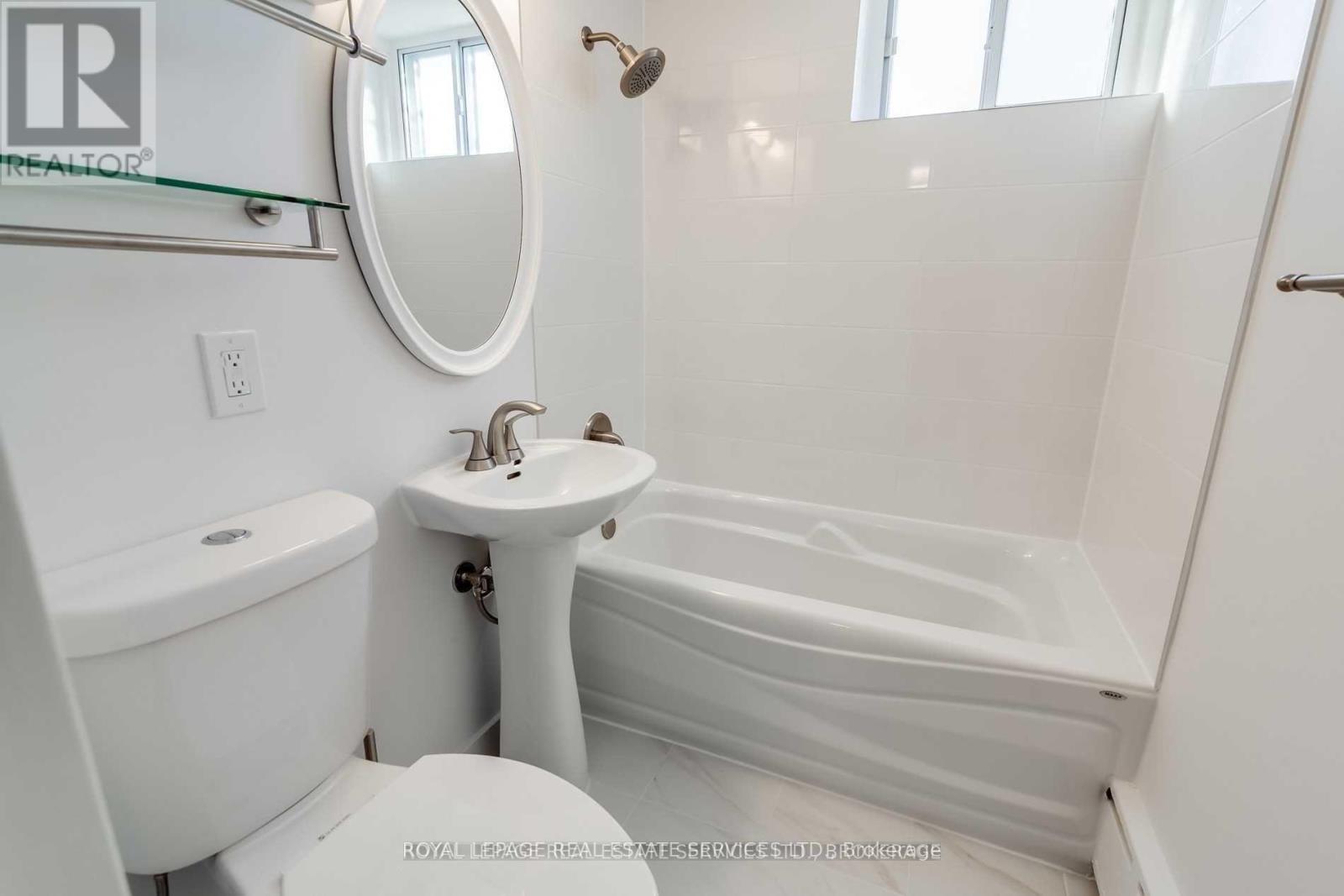 Bsmt - 48 Indian Road Crescent, Toronto (High Park North), Ontario  M6P 2G1 - Photo 19 - W12856670