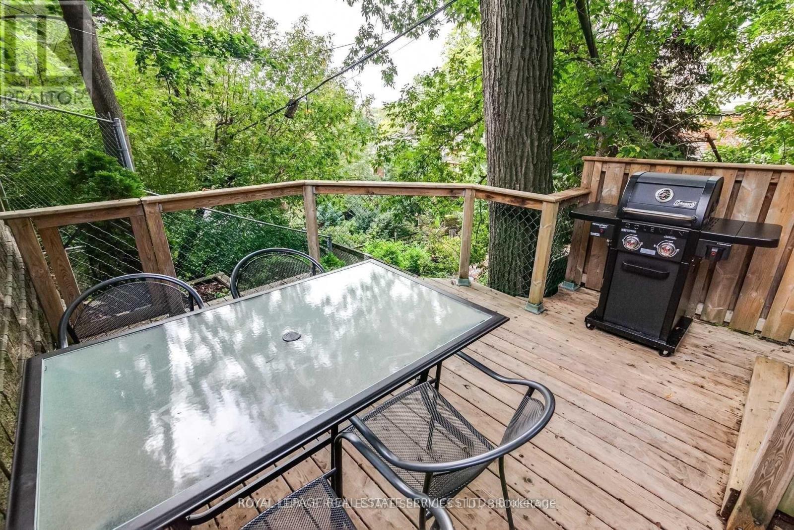 Bsmt - 48 Indian Road Crescent, Toronto (High Park North), Ontario  M6P 2G1 - Photo 28 - W12856670