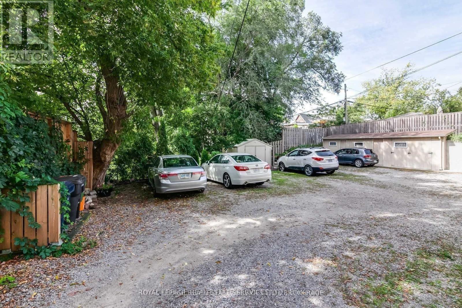 Bsmt - 48 Indian Road Crescent, Toronto (High Park North), Ontario  M6P 2G1 - Photo 31 - W12856670