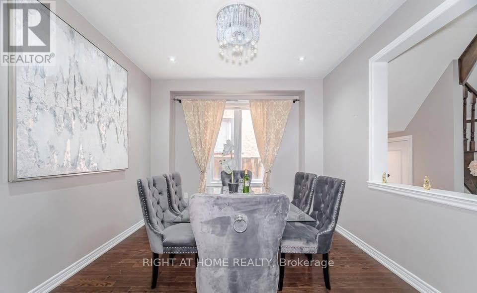 44 Gardenbrooke Trail, Brampton, Ontario  L6P 3J3 - Photo 13 - W12856696