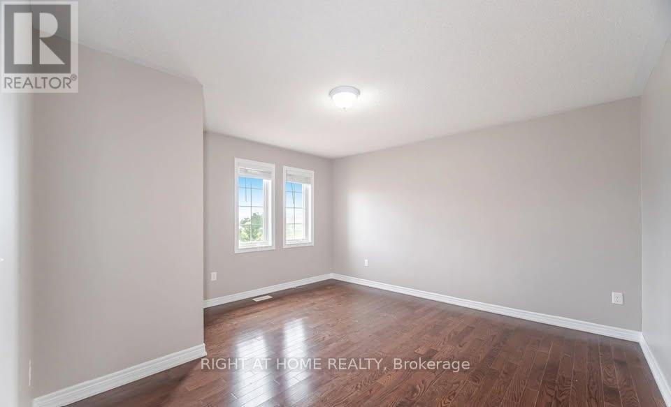 44 Gardenbrooke Trail, Brampton, Ontario  L6P 3J3 - Photo 6 - W12856696