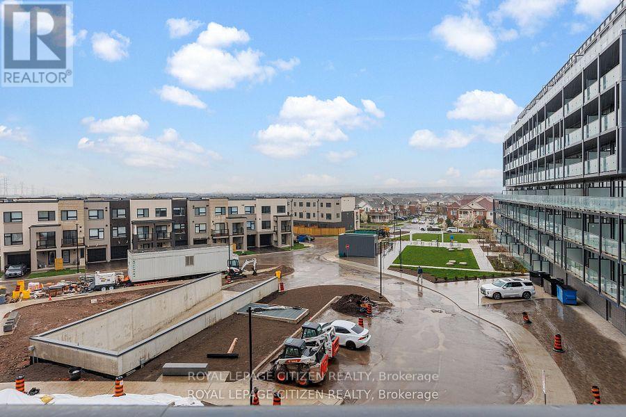 B418 - 3200 Dakota Common, Burlington (Alton), Ontario  L7M 2A7 - Photo 17 - W12856700