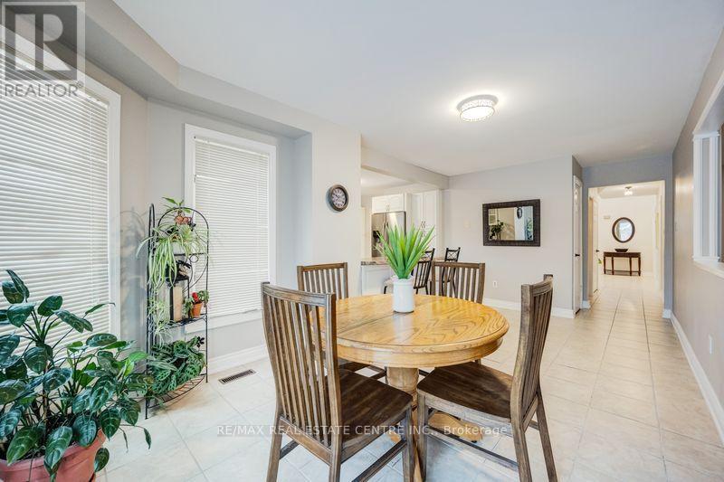 5580 Millbrook Lane E, Mississauga, Ontario  L5M 3X9 - Photo 15 - W12856754