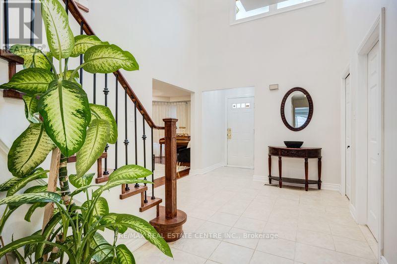 5580 Millbrook Lane E, Mississauga, Ontario  L5M 3X9 - Photo 22 - W12856754