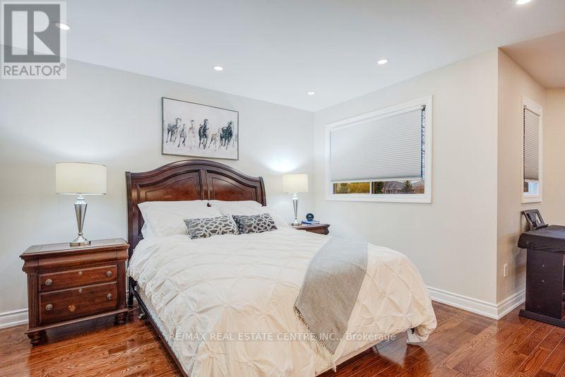 5580 Millbrook Lane E, Mississauga, Ontario  L5M 3X9 - Photo 24 - W12856754