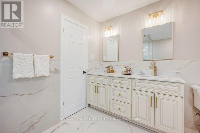 5580 Millbrook Lane E, Mississauga, Ontario  L5M 3X9 - Photo 26 - W12856754