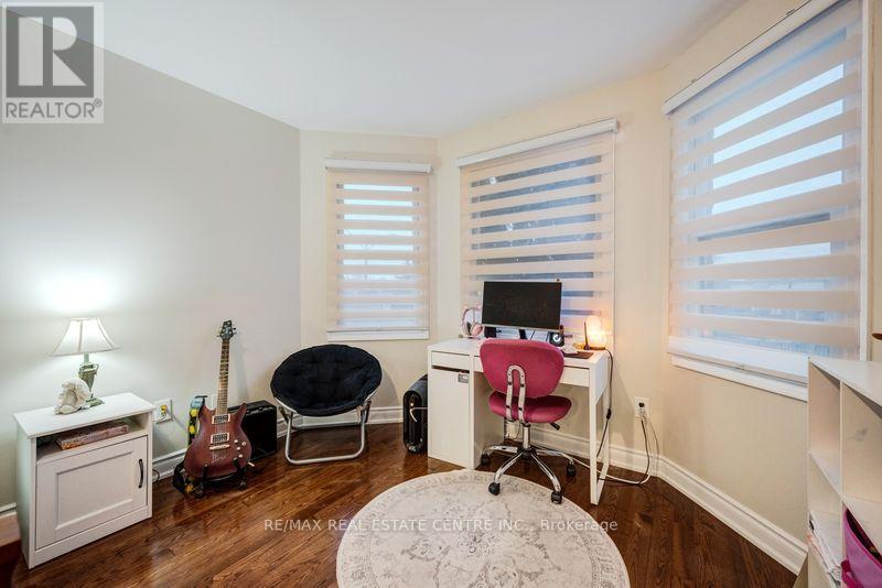 5580 Millbrook Lane E, Mississauga, Ontario  L5M 3X9 - Photo 31 - W12856754