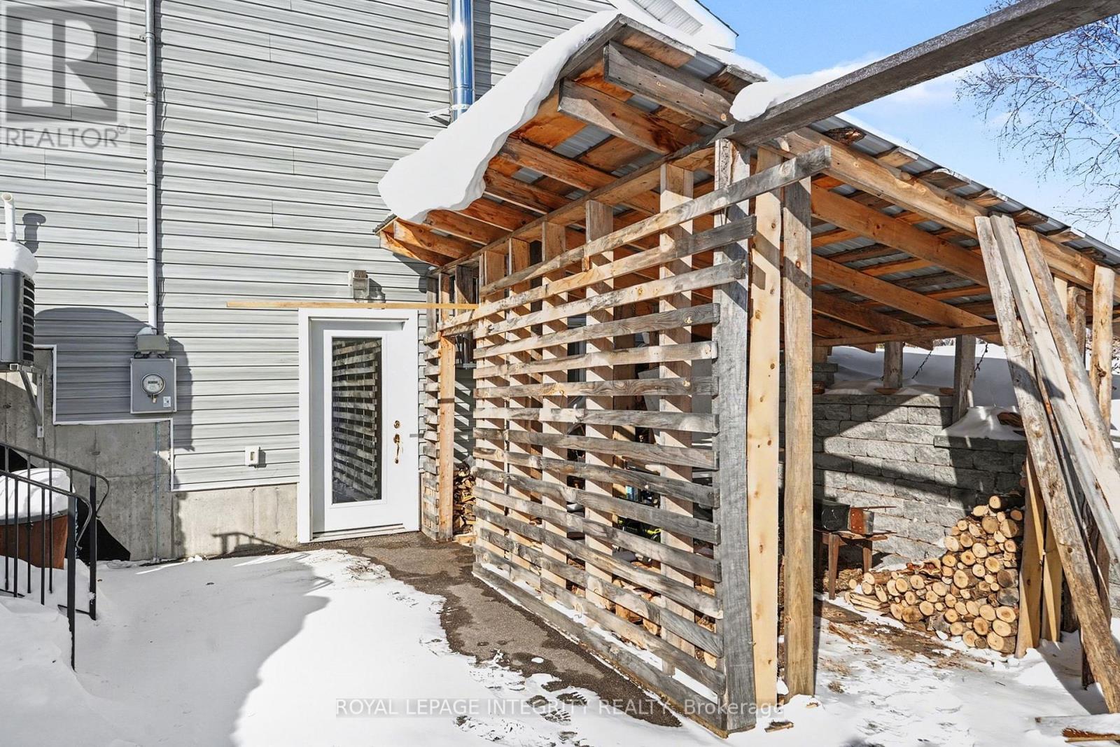 8688 Hwy 511 Highway, Lanark Highlands, Ontario  K0G 1K0 - Photo 24 - X12719020