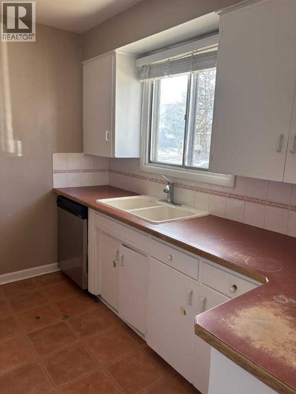 1, 1131 28a Street S, Lethbridge, Alberta  T1K 2W6 - Photo 4 - A2291185