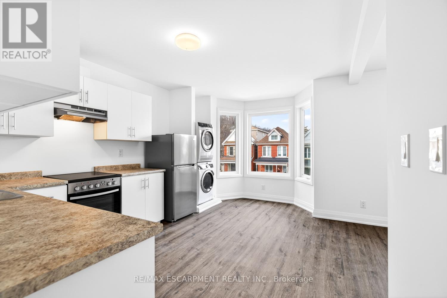 2 - 253 St Clair Boulevard, Hamilton, Ontario  L8M 2P3 - Photo 10 - X12856550