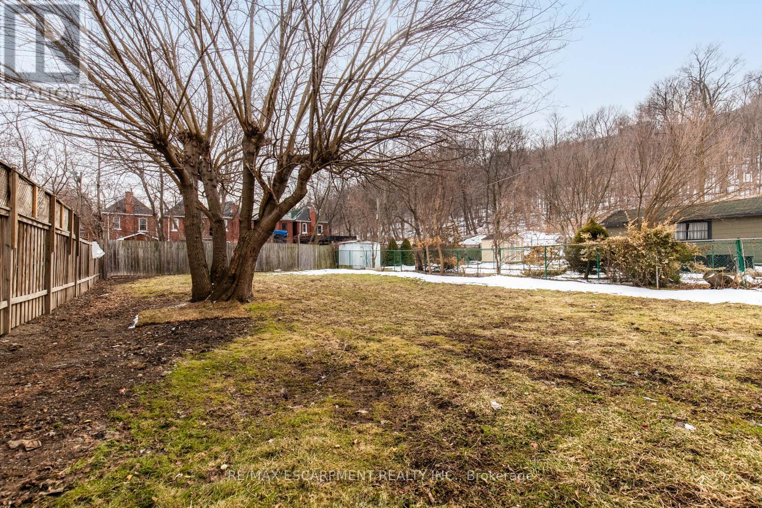 2 - 253 St Clair Boulevard, Hamilton, Ontario  L8M 2P3 - Photo 25 - X12856550