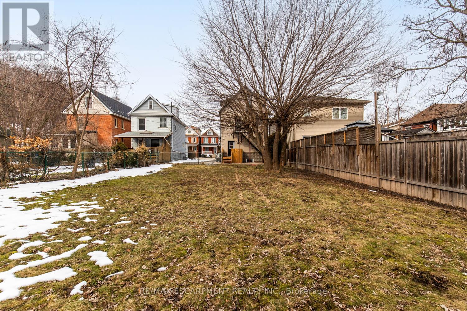 2 - 253 St Clair Boulevard, Hamilton, Ontario  L8M 2P3 - Photo 27 - X12856550