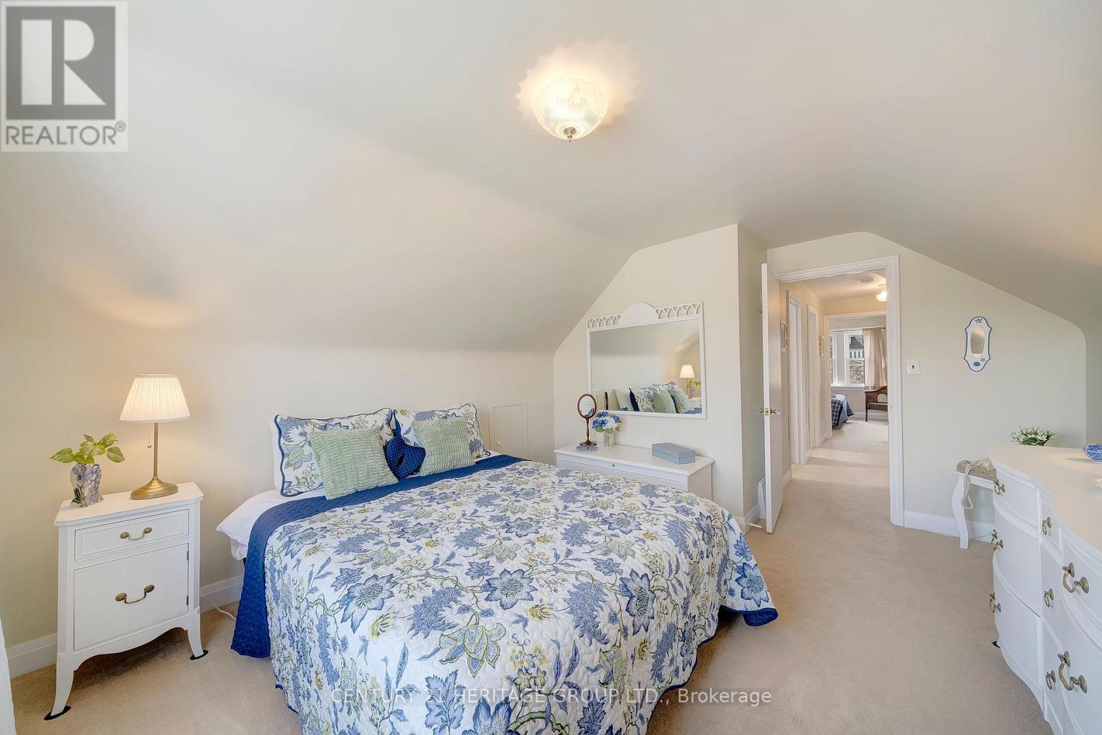 22 Churchill Avenue, Hamilton, Ontario  L9A 1J5 - Photo 24 - X12856568