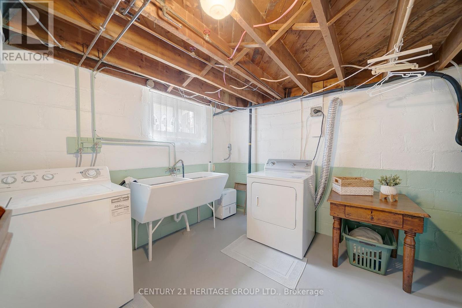 22 Churchill Avenue, Hamilton, Ontario  L9A 1J5 - Photo 30 - X12856568