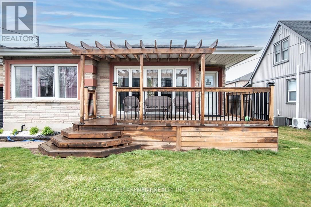 243 Federal Street, Hamilton, Ontario  L8E 1P6 - Photo 2 - X12856598