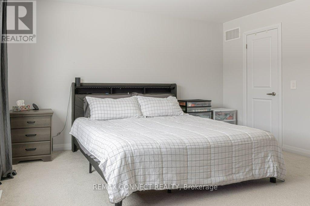 130 Corley Street, Kawartha Lakes, Ontario  K9V 6C2 - Photo 32 - X12856710