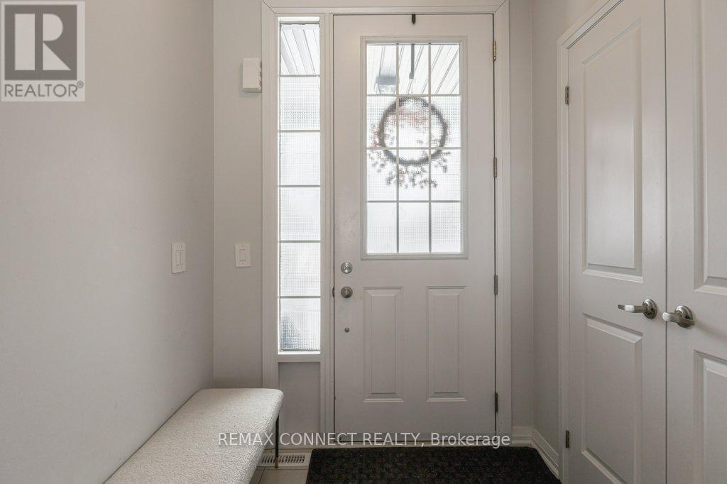 130 Corley Street, Kawartha Lakes, Ontario  K9V 6C2 - Photo 5 - X12856710