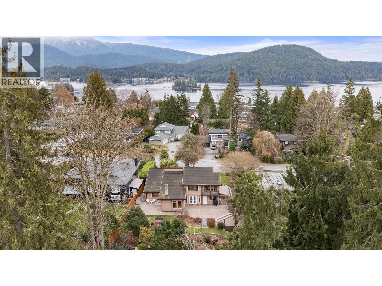 667 Fairway Drive, North Vancouver, British Columbia  V7G 1Z5 - Photo 34 - R3092427