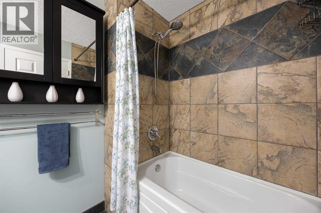 98 Sunvista Close Se, Calgary, Alberta  T2X 2S2 - Photo 24 - A2290374