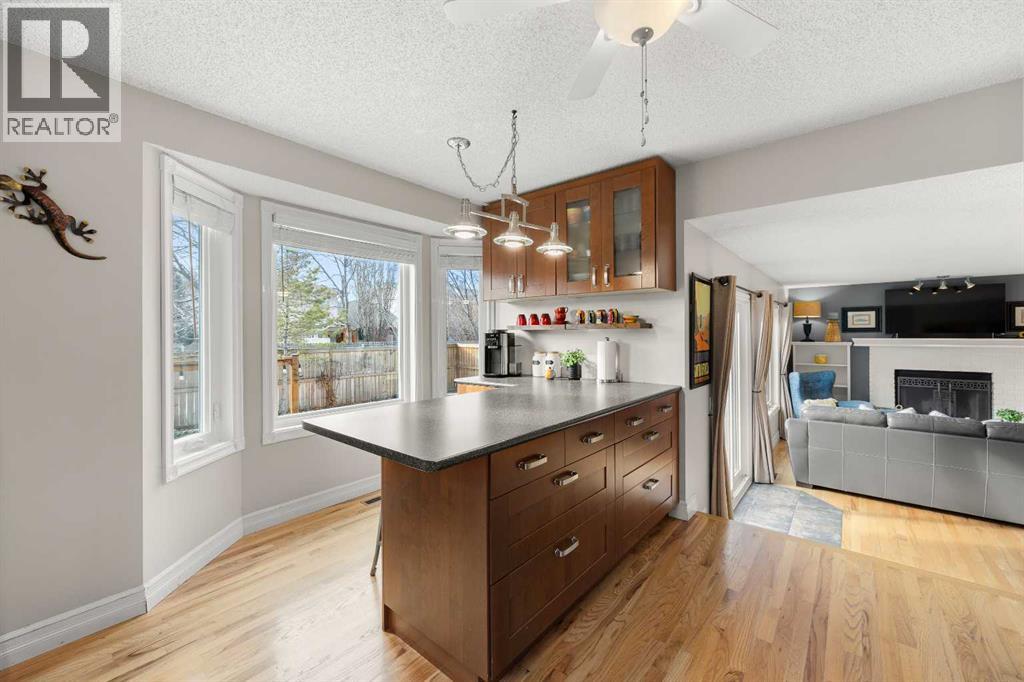 98 Sunvista Close Se, Calgary, Alberta  T2X 2S2 - Photo 12 - A2290374