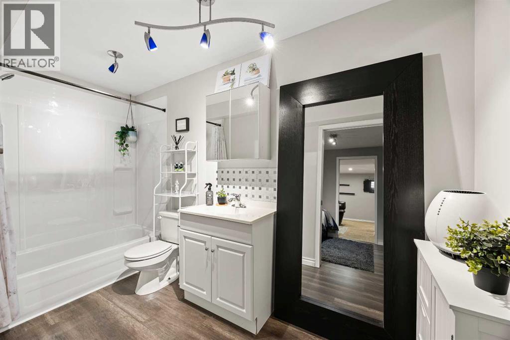 98 Sunvista Close Se, Calgary, Alberta  T2X 2S2 - Photo 34 - A2290374