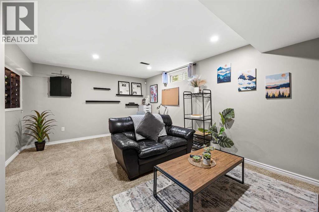 98 Sunvista Close Se, Calgary, Alberta  T2X 2S2 - Photo 30 - A2290374