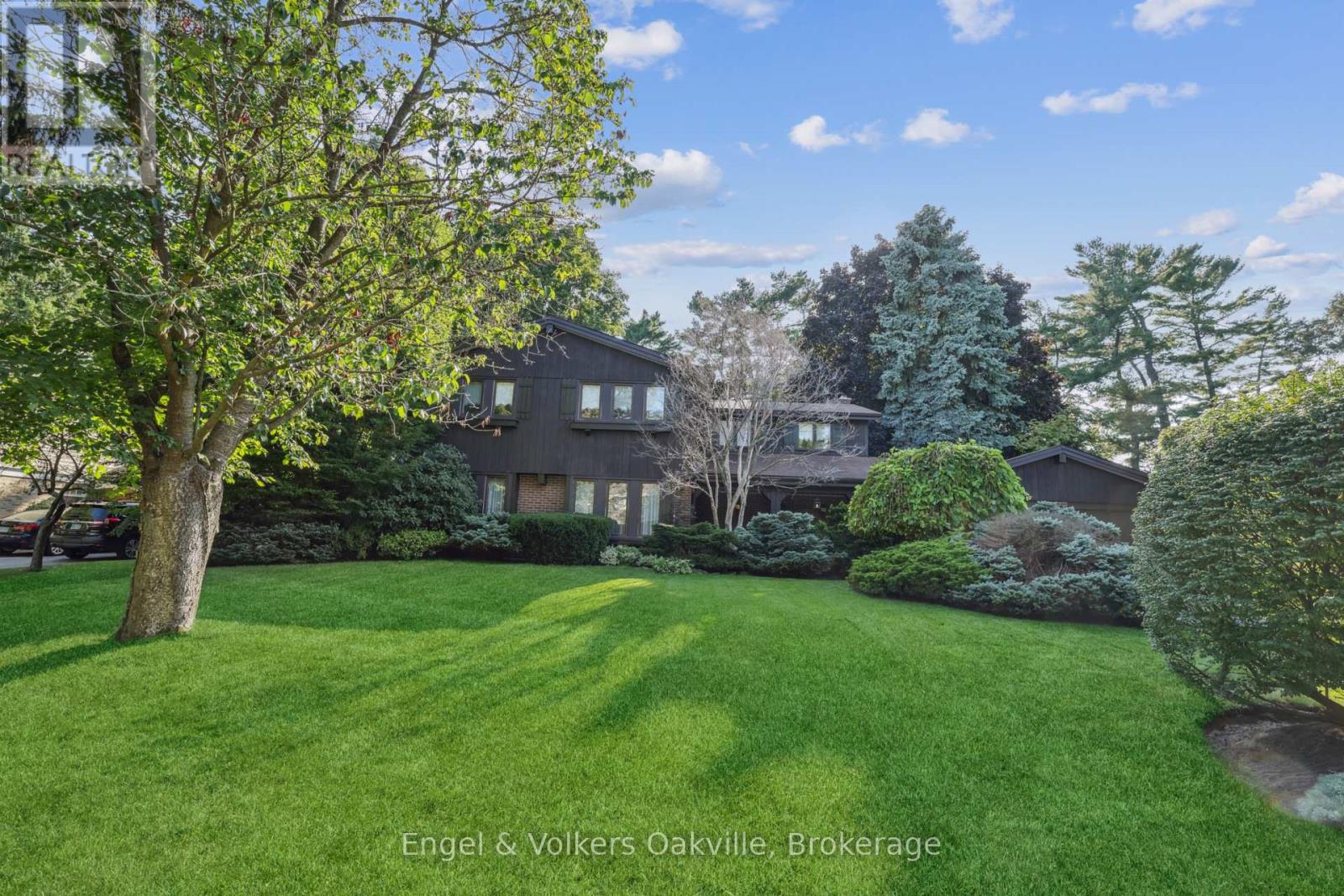 250 GATESTONE AVENUE, Oakville, Ontario