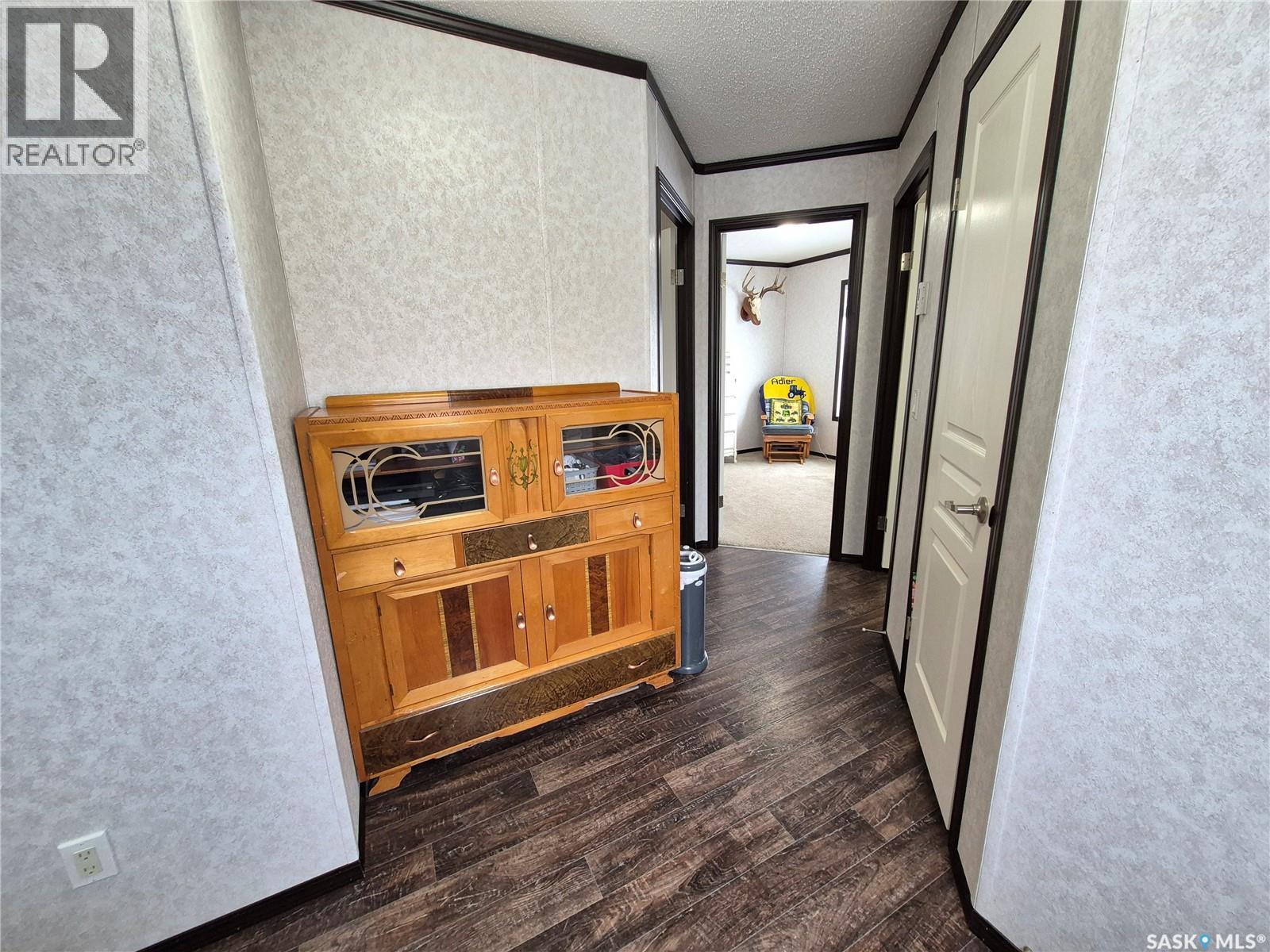 151 2nd Avenue, Bengough, Saskatchewan  S0C 0K0 - Photo 25 - SK029903