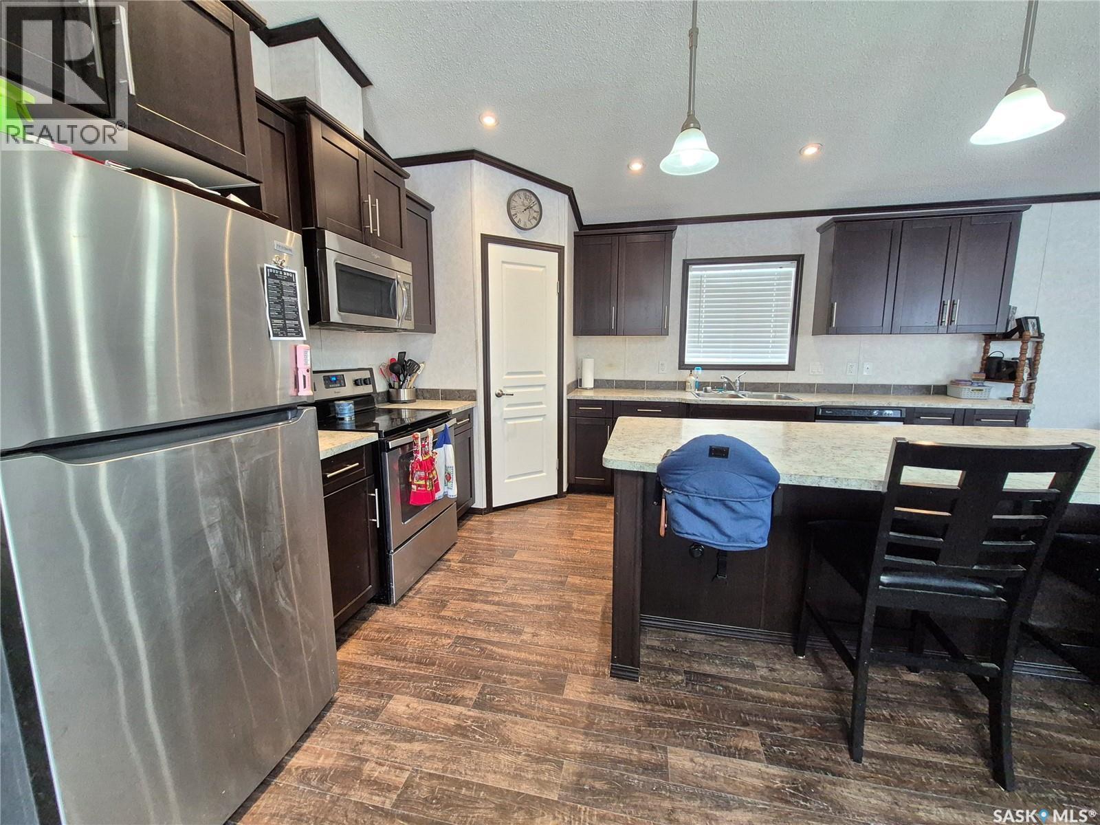 151 2nd Avenue, Bengough, Saskatchewan  S0C 0K0 - Photo 5 - SK029903