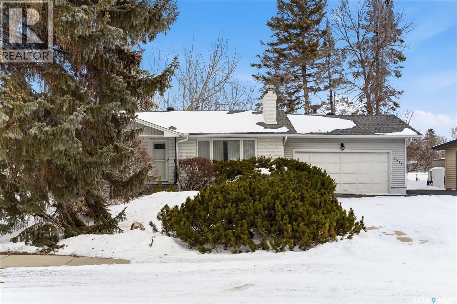 2911 Lacon Street, Regina, Saskatchewan  S4N 2A9 - Photo 2 - SK029873