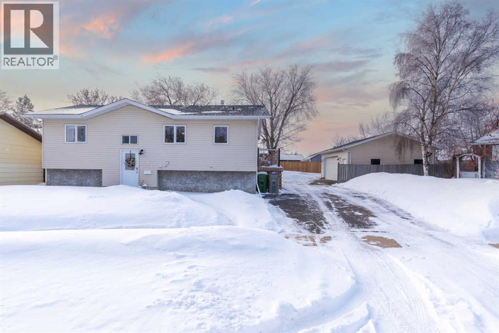 4811 22 Street, Lloydminster, Saskatchewan  S9V 1L8 - Photo 2 - A2290769