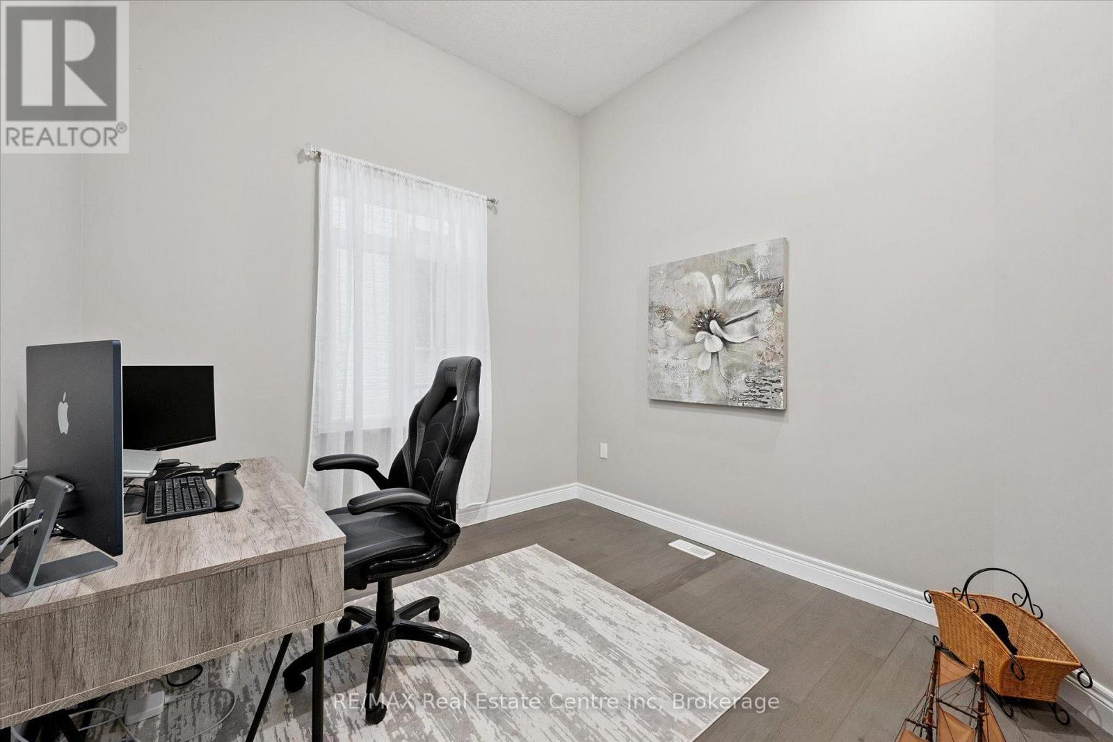 187 Ambrous Crescent, Guelph, Ontario  N1G 0G3 - Photo 15 - X12856774