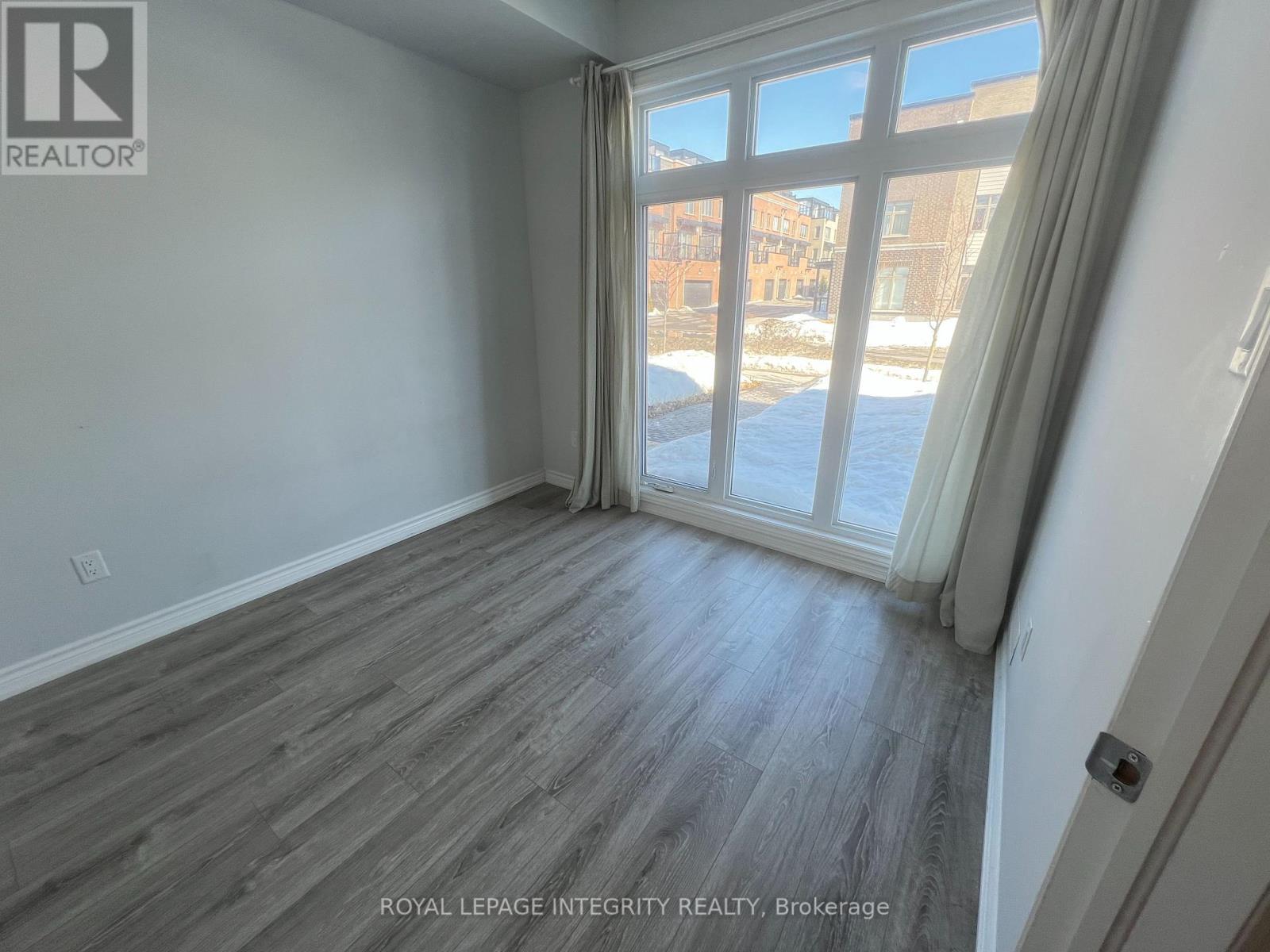 913 MOSES TENNISCO STREET, Ottawa, Ontario