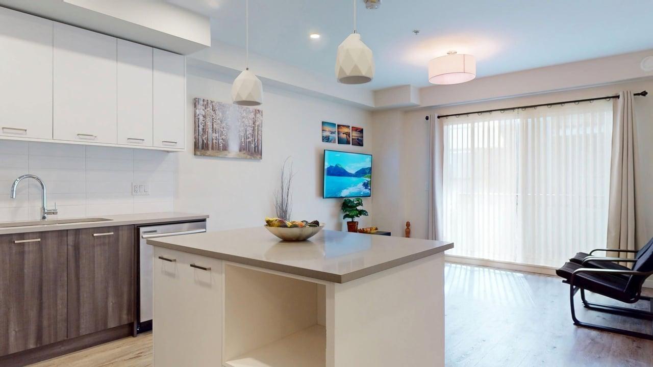 A210 20087 68 Avenue, Langley, British Columbia  V2Y 3H9 - Photo 2 - R3096152