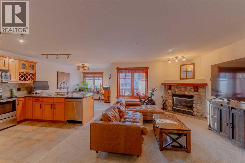 313, 170 Crossbow Place, Canmore, Alberta  T1W 3H4 - Photo 2 - A2280949