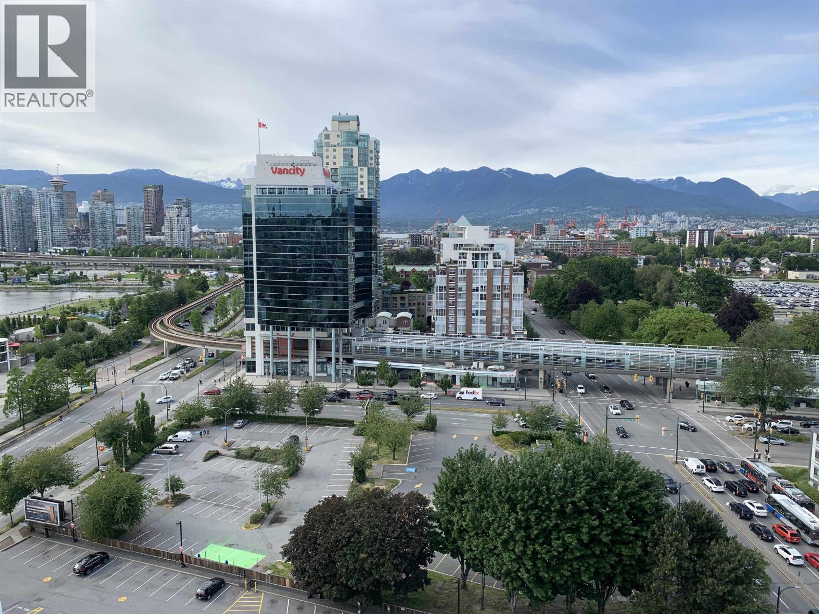 2015 1618 Quebec Street, Vancouver, British Columbia  V6A 0C5 - Photo 3 - R3096874