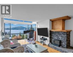 432 CROSSCREEK ROAD, Lions Bay, British Columbia