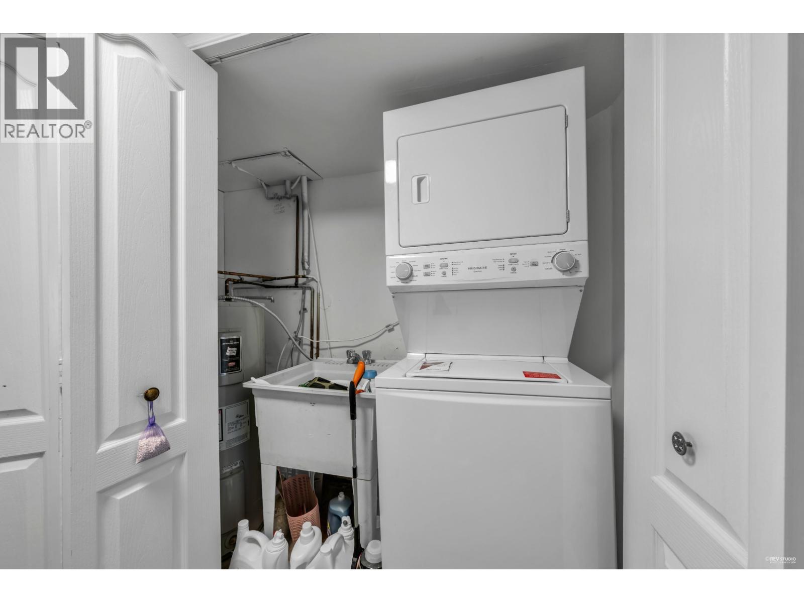 432 Crosscreek Road, Lions Bay, British Columbia  V0V 0V0 - Photo 31 - R3096936