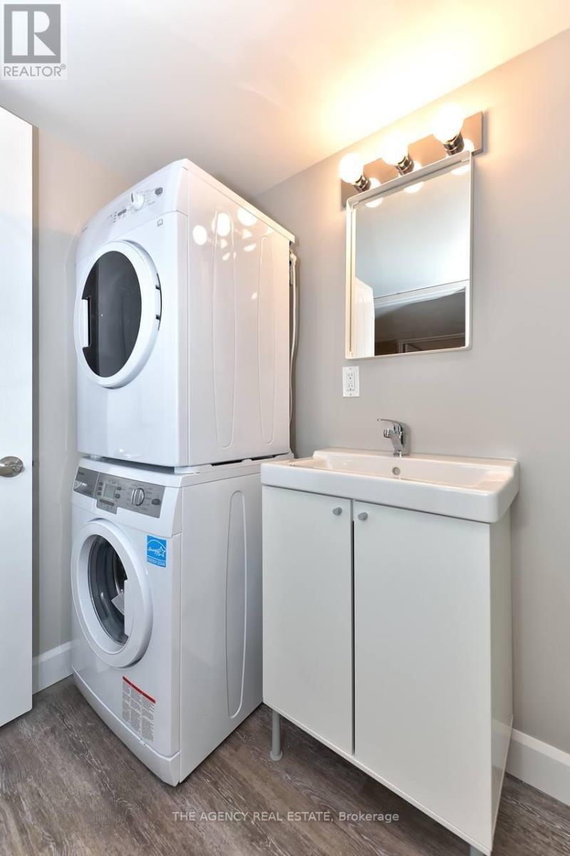 870 Queens Avenue, London East, Ontario  N5W 3H6 - Photo 10 - X12856802