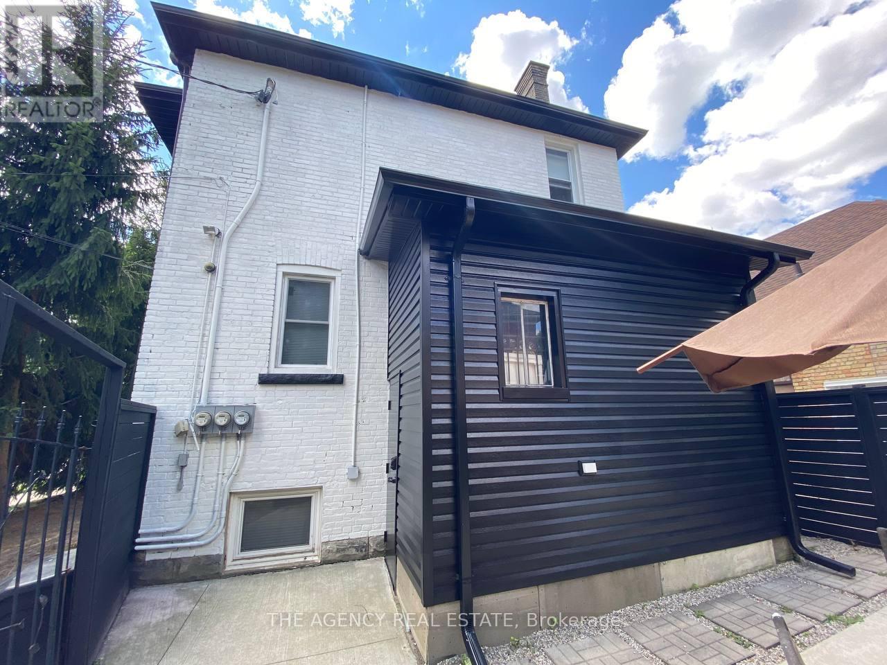 870 Queens Avenue, London East, Ontario  N5W 3H6 - Photo 11 - X12856802