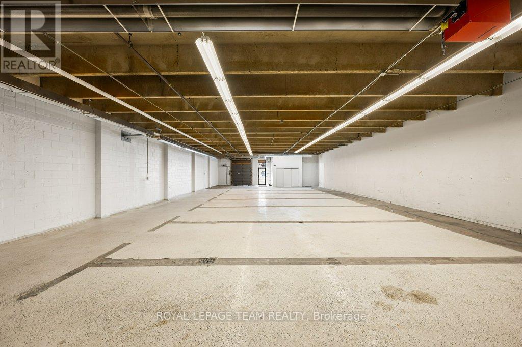 B - 33 Capital Drive, Ottawa, Ontario  K2G 0E7 - Photo 10 - X12856798