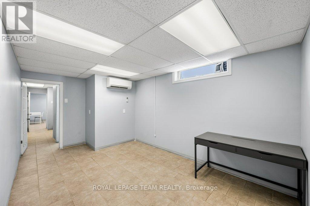 B - 33 Capital Drive, Ottawa, Ontario  K2G 0E7 - Photo 16 - X12856798