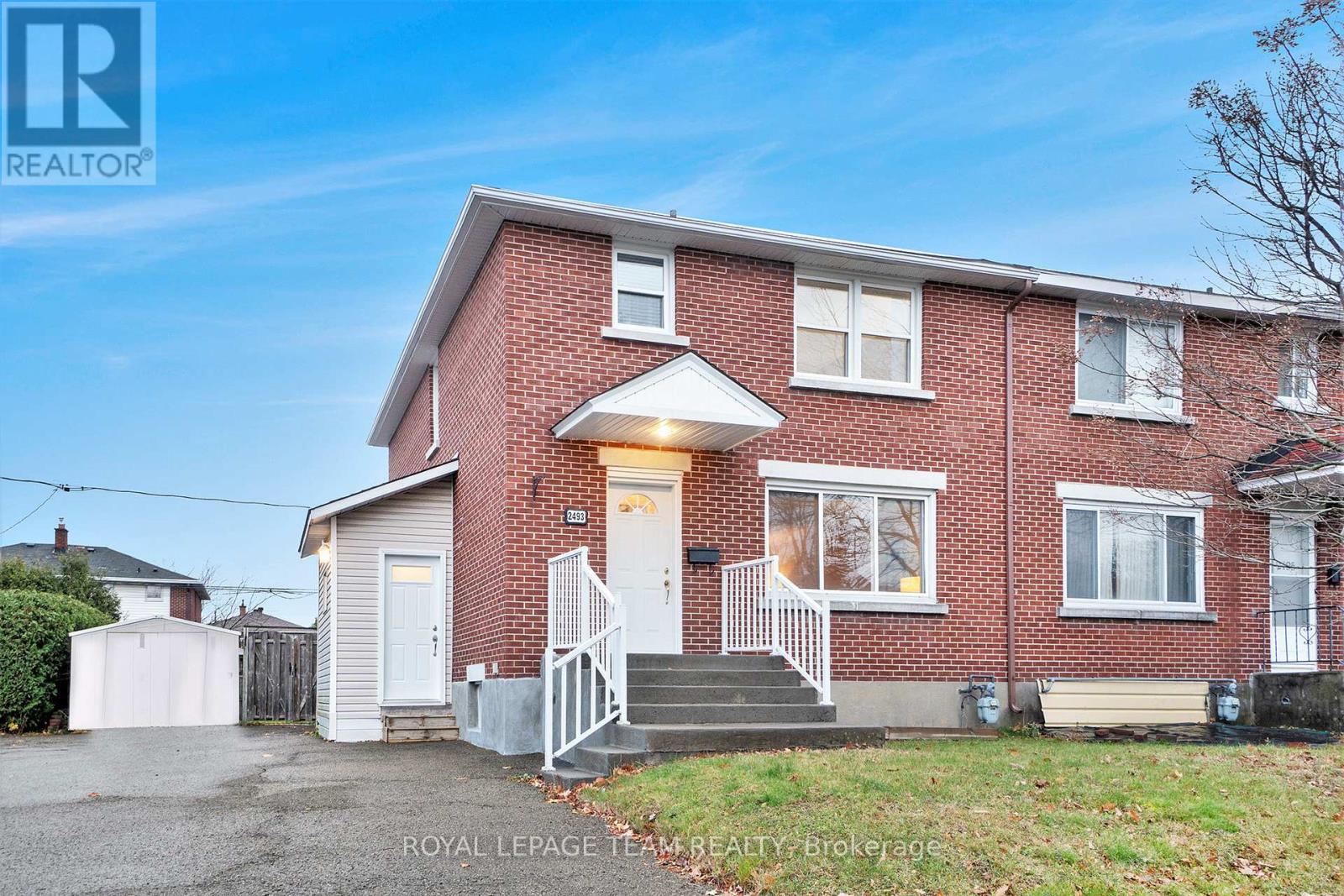 2493 CLEMENTINE BOULEVARD, Ottawa, Ontario