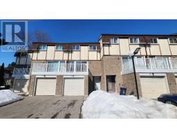 6 - 44 CHESTER LE BOULEVARD, Toronto, Ontario