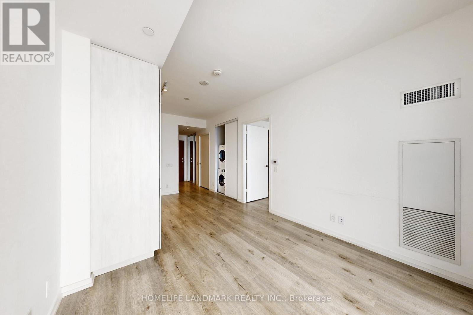 3207 - 1000 Portgage Parkway S, Vaughan, Ontario  L4K 0L1 - Photo 13 - N12851220