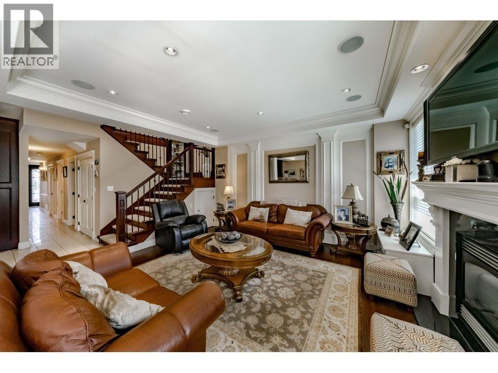 5955 Forglen Drive, Burnaby, British Columbia  V5H 3L4 - Photo 5 - R3097089